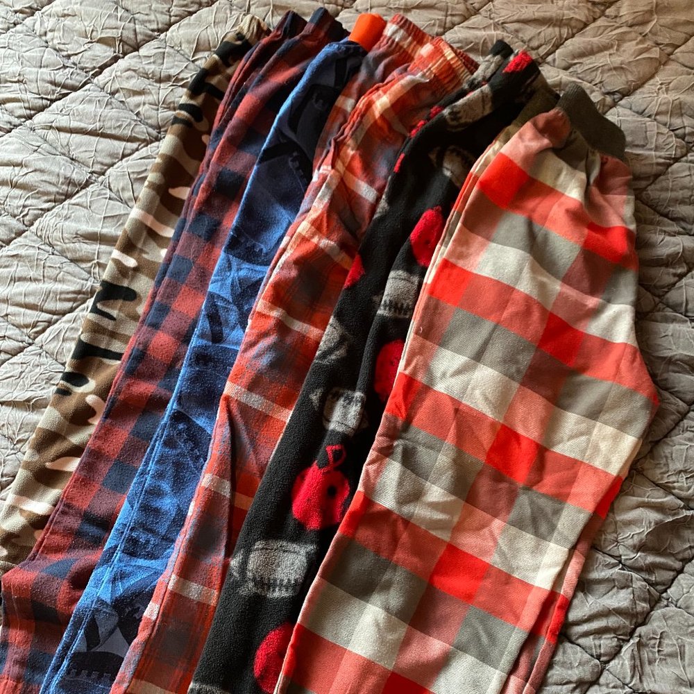 BOYS PJ PANTS size 7/8